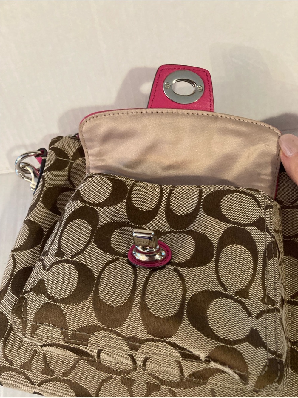 Coach Brown Signature Canvas Crossbody with Pink Strap - Picture 4 of 6